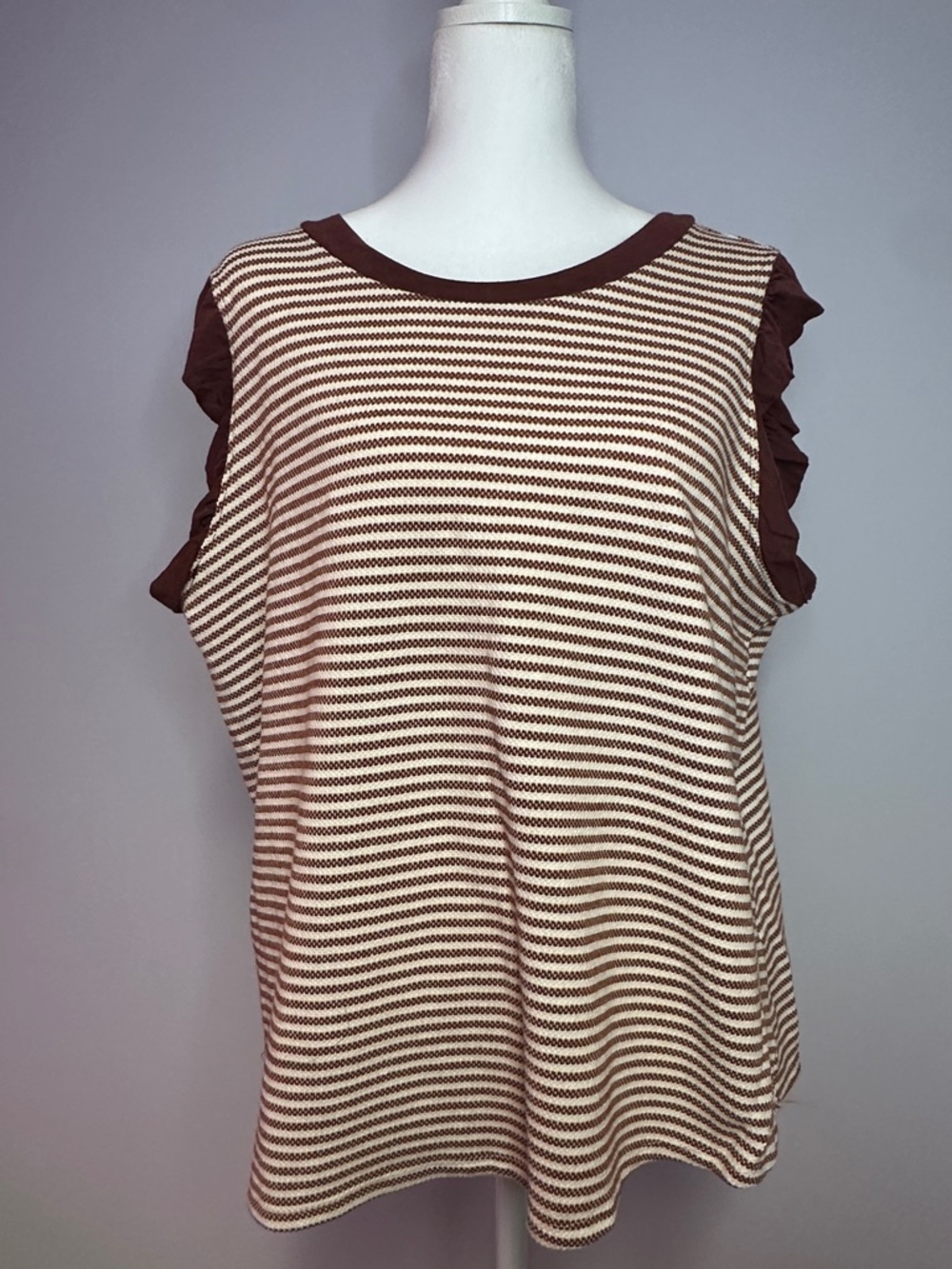 Casual Striped Muscle Tee - Burgundy and White